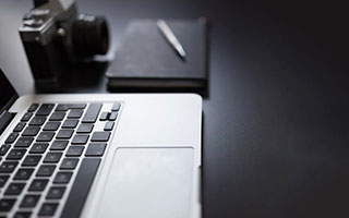 苏东：与高敏离婚30年，儿子在加拿大长大，他仍每年飞去看孩子